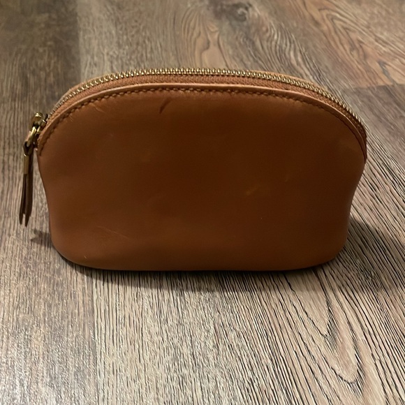 Madewell The Makeup Pouch - Picture 10 of 13